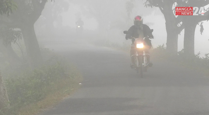 নওগাঁয় তাপমাত্রা বাড়লেও কমেনি শীত