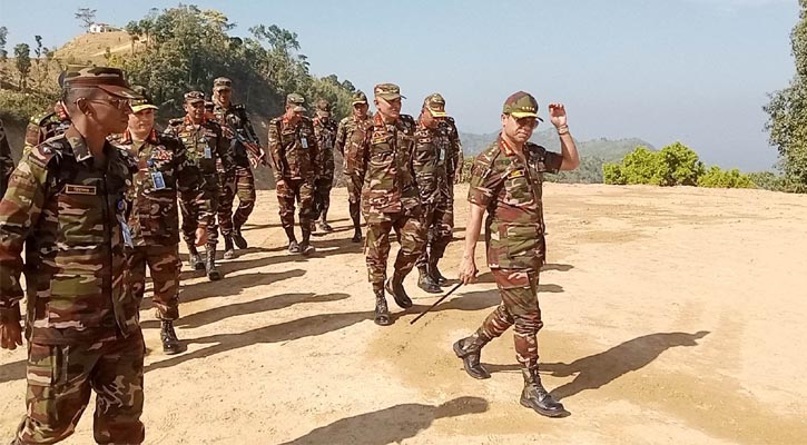 পার্বত্য চট্টগ্রামের সীমান্ত সড়ক পরিদর্শনে সেনাপ্রধান