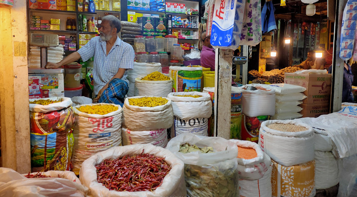 সপ্তাহের ব্যবধানে মসলার বাজারে আগুন