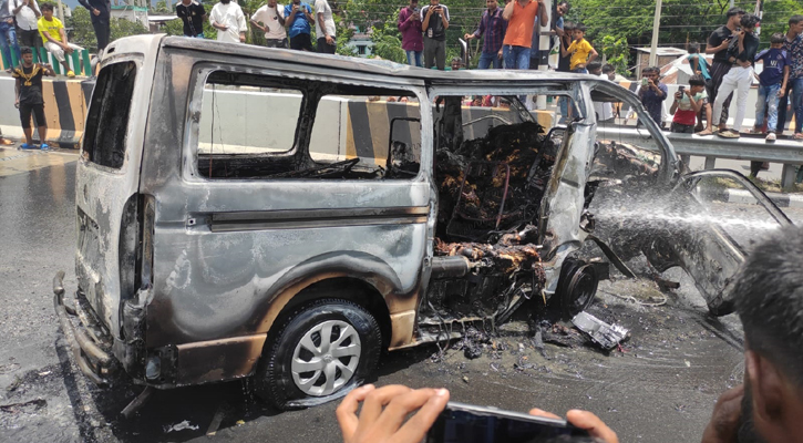 অ্যাম্বুলেন্সে আগুন: নিহত ৭ জনের পরিচয় মিলেছে