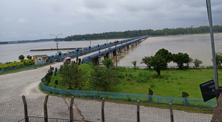 বিপদসীমার কাছাকাছি তিস্তার পানি, নিম্নাঞ্চল প্লাবিত 