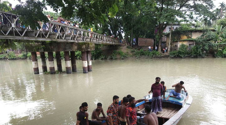 খালে গোসল করতে নেমে মাদরাসাছাত্র নিখোঁজ