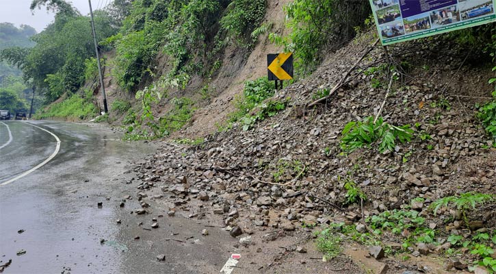 থানচির সঙ্গে বান্দরবানের সড়ক যোগাযোগ চালু