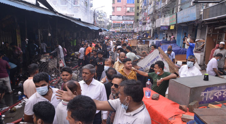 অগ্নি নিরাপত্তা ব্যবস্থা নেই, তবুও ঝুঁকিপূর্ণের তালিকায় ছিল না কৃষি মার্কেট