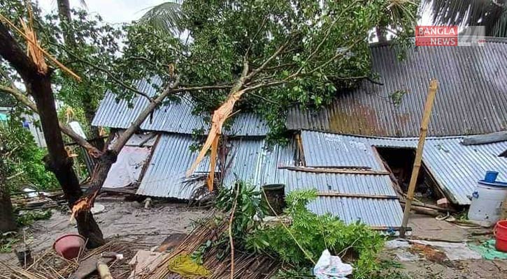 ভাঙ্গায় ঘূর্ণিঝড়ের তাণ্ডবে ২ শতাধিক ঘরবাড়ি বিধ্বস্ত, নিহত ১