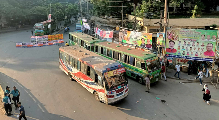 হরতালে প্রভাব নেই,  বাস চলছে ঢাকায়