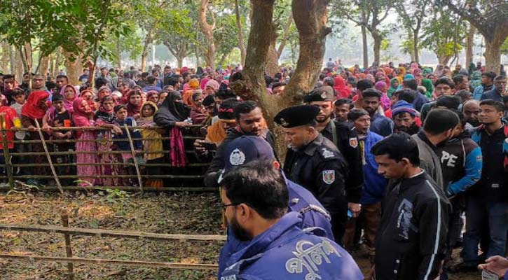 বগুড়ায় মাঠে পড়েছিল কিশোরের মরদেহ