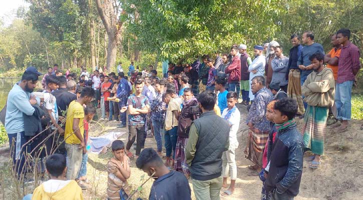 চুনারুঘাটে মিলল ইজিবাইক চালকের গলাকাটা মরদেহ