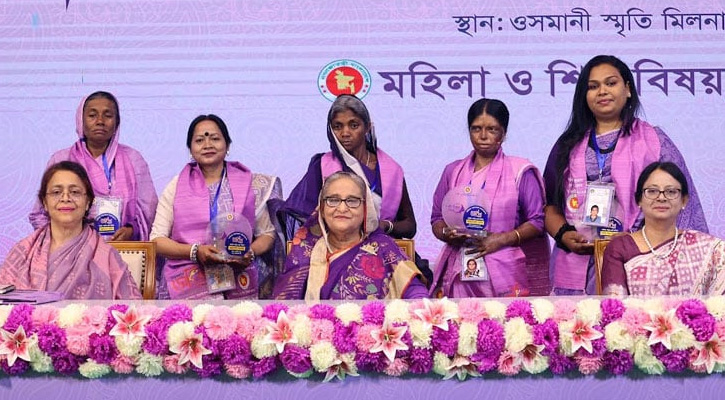 ৫ নারীকে জয়িতা পুরস্কার দিলেন প্রধানমন্ত্রী