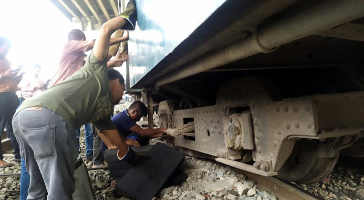 তেজগাঁওয়ে যমুনা এক্সপ্রেসের বগি লাইনচ্যুত