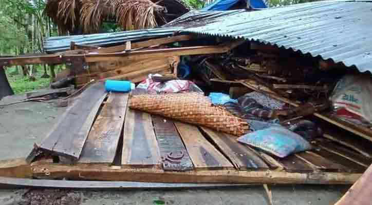 ঘূর্ণিঝড় রিমাল: ভোলায় ২ হাজার ঘরবাড়ি বিধ্বস্ত, নিহত ৩