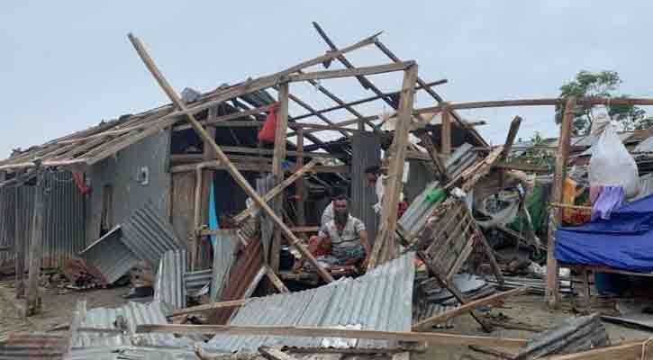 ঘূর্ণিঝড় রিমাল: বরগুনায় সাড়ে ৫ লাখ মানুষ ক্ষতিগ্রস্ত