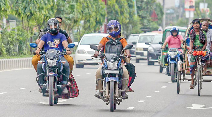 ঢাকায় মোটরসাইকেল নিবন্ধন বন্ধের দাবি