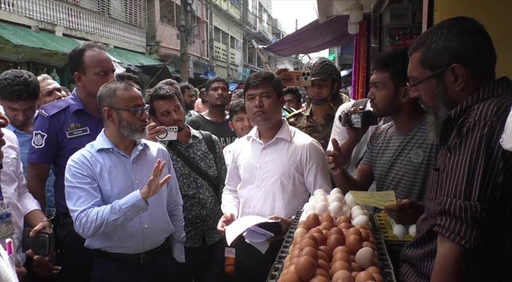 যশোরে বেশি দামে ডিম বিক্রি করায় চার প্রতিষ্ঠানকে জরিমানা