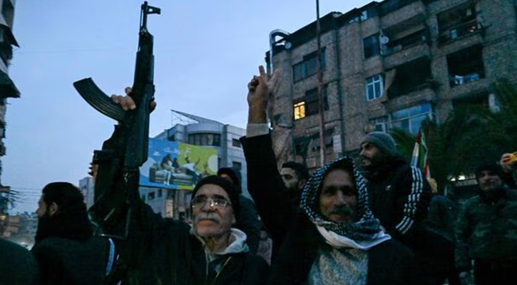 দামেস্ককে ‘আসাদমুক্ত’ ঘোষণা করলো বিদ্রোহীরা