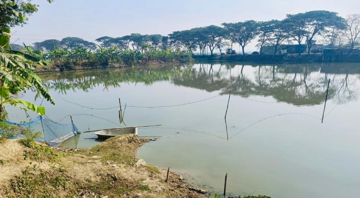 সরকারি খাল এখনও আ. লীগের দখলে!