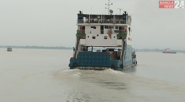 আড়াই ঘণ্টা পর দৌলতদিয়া-পাটুরিয়া নৌরুটে ফেরি চলাচল স্বাভাবিক